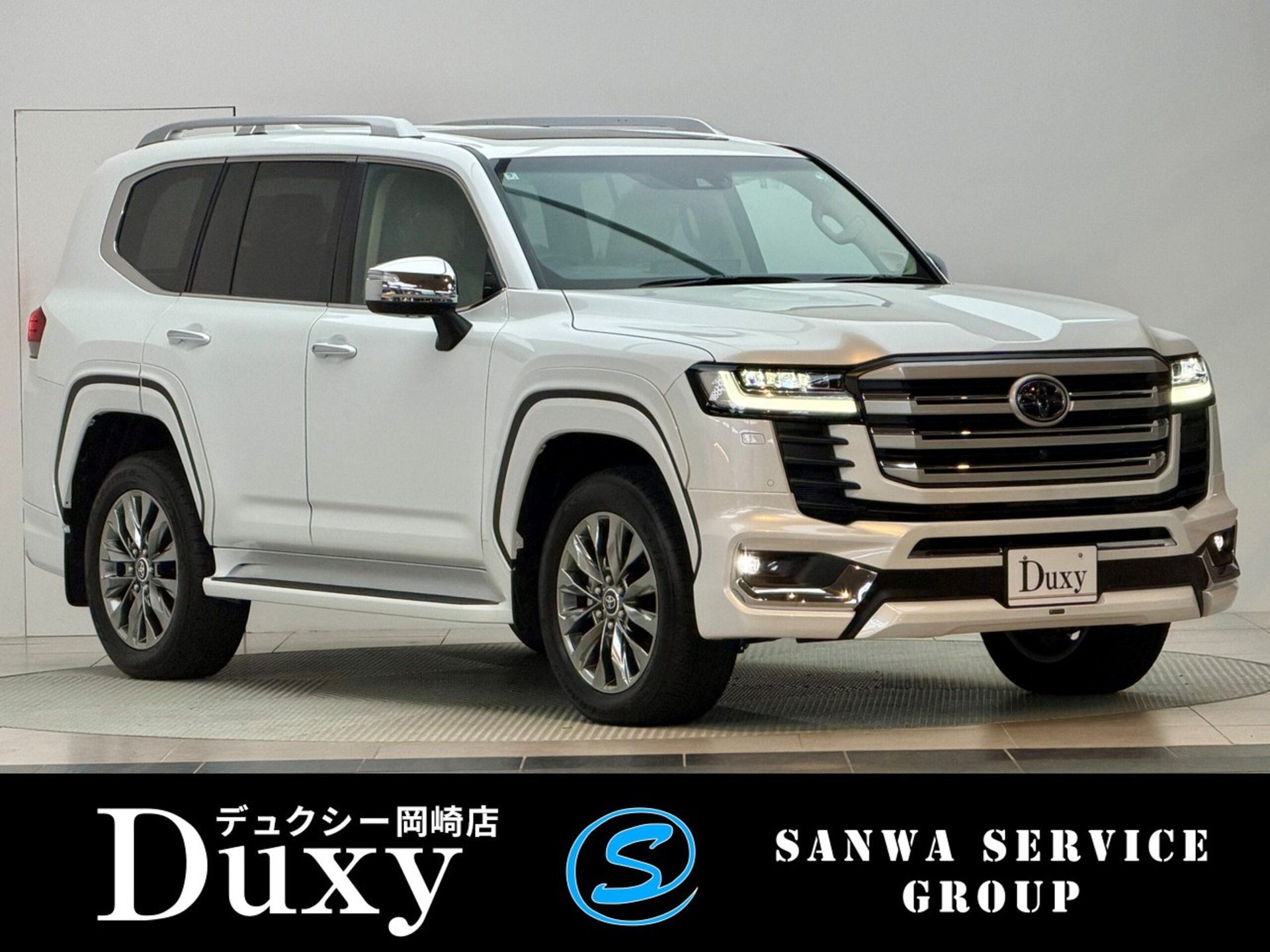 TOYOTA LAND CRUISER 300 - View 1