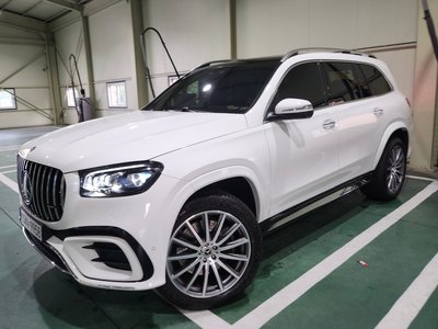 MERCEDES-BENZ GLS - 2