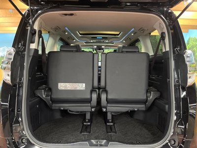 صورة مصغرة 11 لـ 2018 Toyota VELLFIRE