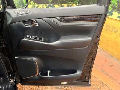 صورة مصغرة 45 لـ 2018 Toyota VELLFIRE