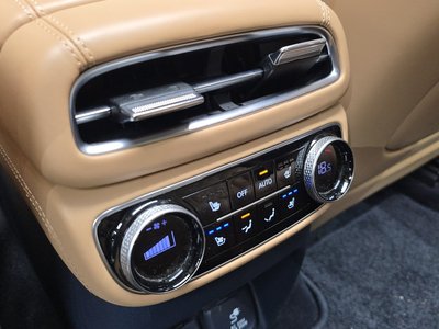 2020 Genesis GV80 — миниатюра 23