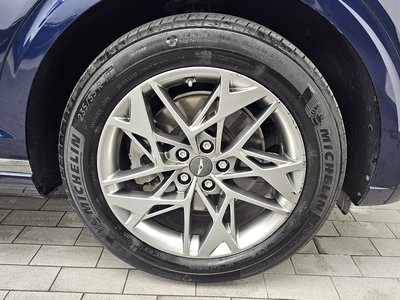 صورة 8 لـ 2021 Genesis GV70