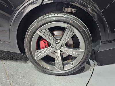 صورة 8 لـ 2023 Genesis GV70