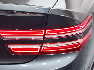 GENESIS G80 (RG3) - 10