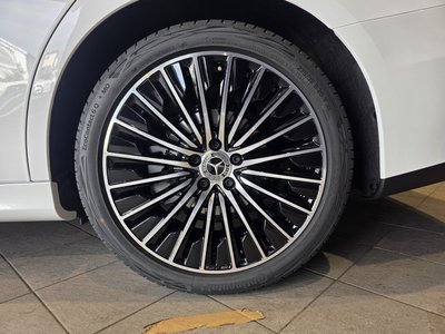 MERCEDES-BENZ E-CLASS - 5