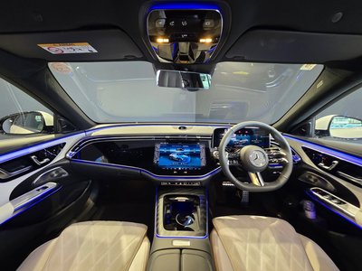 MERCEDES-BENZ E-CLASS - 7