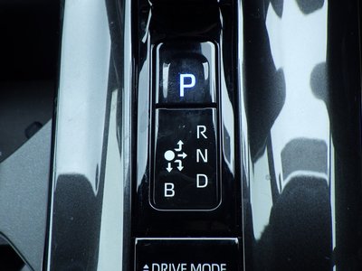2023 Toyota CROWN SPORT — миниатюра 26