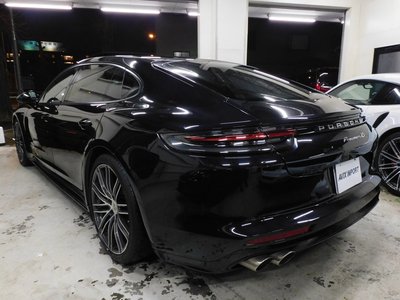 PORSCHE PANAMERA - 2