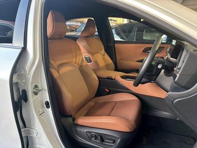 TOYOTA CROWN SPORT - 9