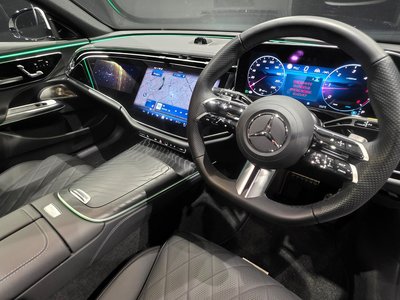 MERCEDES-BENZ E-CLASS - 7