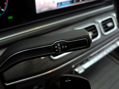 MERCEDES-BENZ GLS - 9