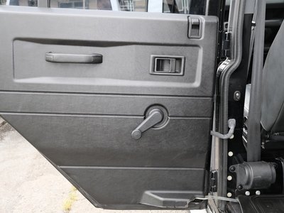 صورة مصغرة 32 لـ 2013 LAND Rover DEFENDER