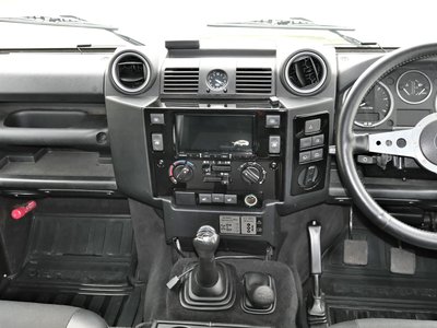 صورة مصغرة 45 لـ 2013 LAND Rover DEFENDER
