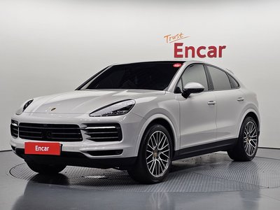 2023 Porsche CAYENNE photo 1