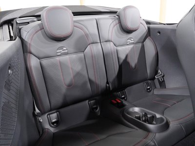 صورة مصغرة 39 لـ 2025 MINI COOPER CONVERTIBLE