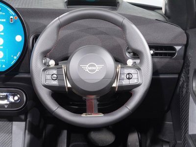 صورة مصغرة 17 لـ 2025 MINI COOPER CONVERTIBLE