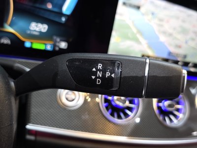 MERCEDES-BENZ E-CLASS - 9