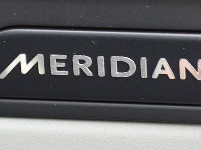 LAND ROVER DEFENDER - 10