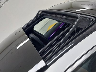 2025 Mercedes-BENZ E-CLASS — миниатюра 12