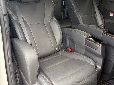 2024 Toyota ALPHARD thumbnail 34