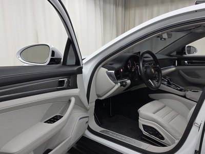 PORSCHE PANAMERA - 10