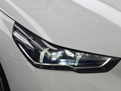 2025 BMW 5 SERIES — фото 9