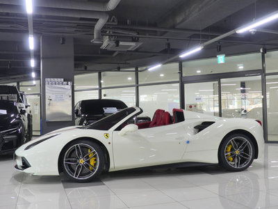FERRARI 488 SPIDER - 5