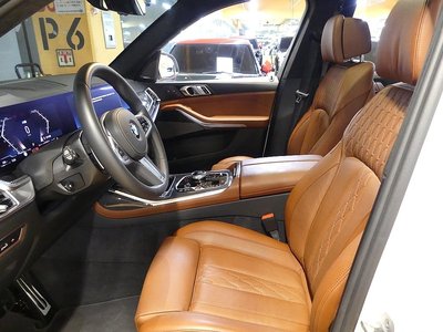 2025 BMW X7 photo 10