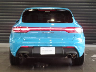 PORSCHE MACAN - 8