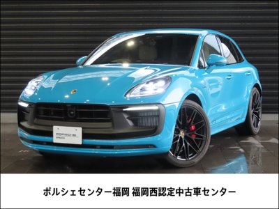 PORSCHE MACAN - 1