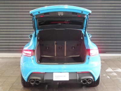 PORSCHE MACAN - 9