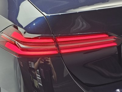 صورة 10 لـ 2023 BMW 5 SERIES