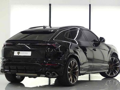 2023 Lamborghini URUS 照片 2