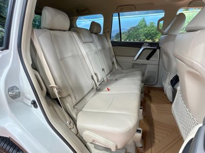 TOYOTA LAND CRUISER PRADO - 9