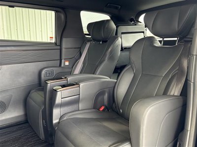 2025 TOYOTA ALPHARD — миниатюра 29