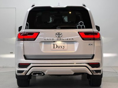 TOYOTA LAND CRUISER - 5