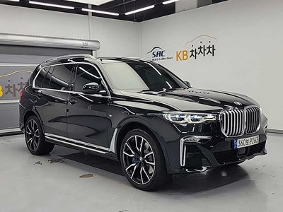 2021 BMW X7 — фото 3