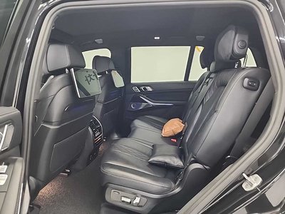 2021 BMW X7 缩略图 12