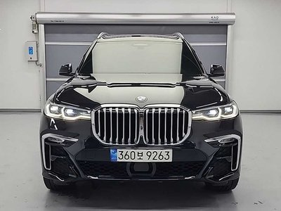 2021 BMW X7 — фото 4
