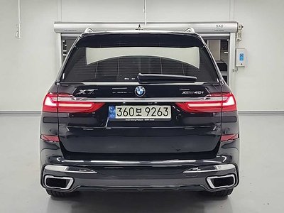 2021 BMW X7 — фото 2