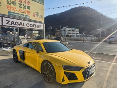 AUDI R8 - 3
