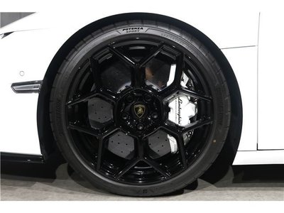 صورة مصغرة 11 لـ 2026 Lamborghini TEMERARIO