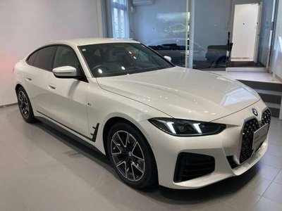 2025 BMW 4 SERIES 照片 6