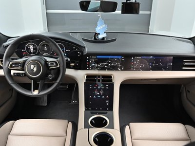 2025 Porsche TAYCAN 照片 5
