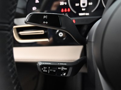 صورة مصغرة 18 لـ 2025 Porsche TAYCAN