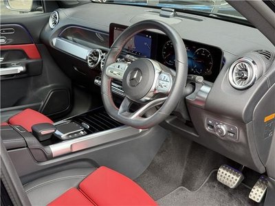 MERCEDES-BENZ GLB - 2