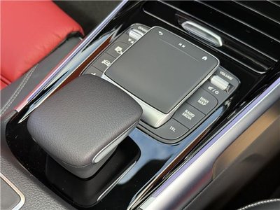 MERCEDES-BENZ GLB - 9