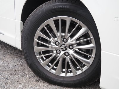 2022 Toyota ALPHARD 缩略图 18
