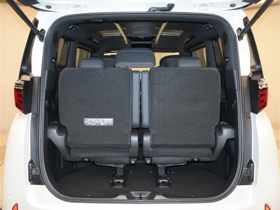 2024 Toyota ALPHARD thumbnail 24