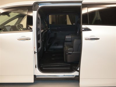 2024 Toyota ALPHARD thumbnail 23